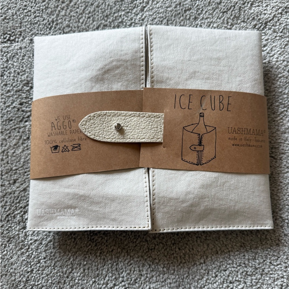Uashmama Ice Cube beverage cooler washable paper
